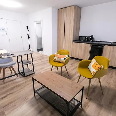 Estudio-oficina Moderno, Centro De *